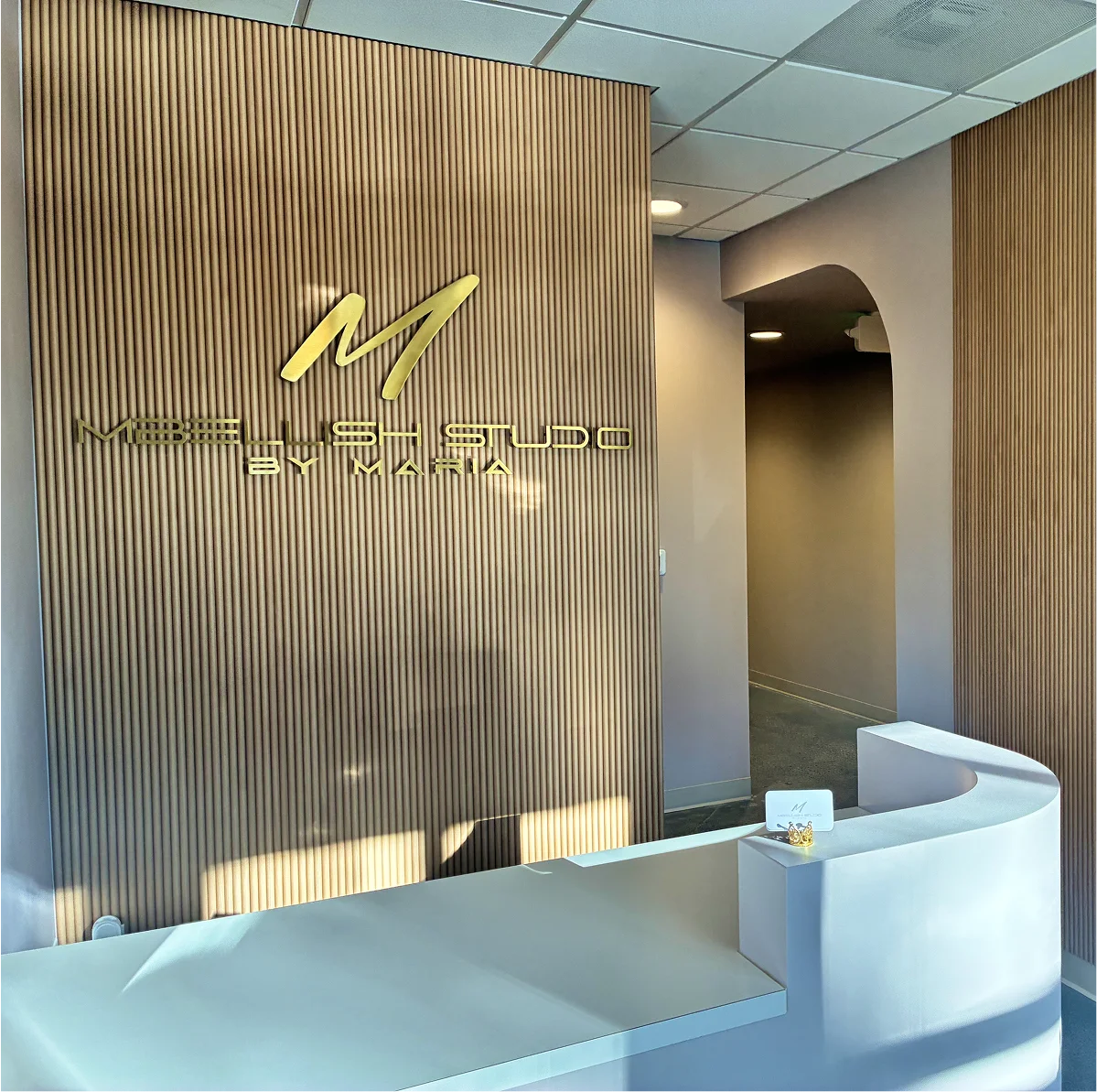 MBellish by Maria PMU studio reception area